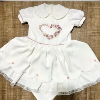 Çiçekli kız çocuk elbisesi