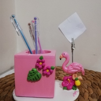 Kokulu Taş Flamingo Kalemlik Ve Notluk