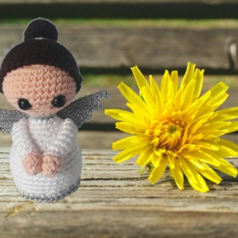 amigurumi melek anahtarlık