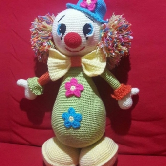 Amigurumi palyaço