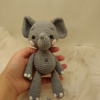 Amigurumi minik fil